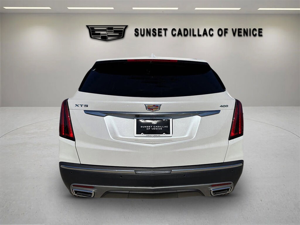 2025 Cadillac XT5 Premium Luxury photo 4