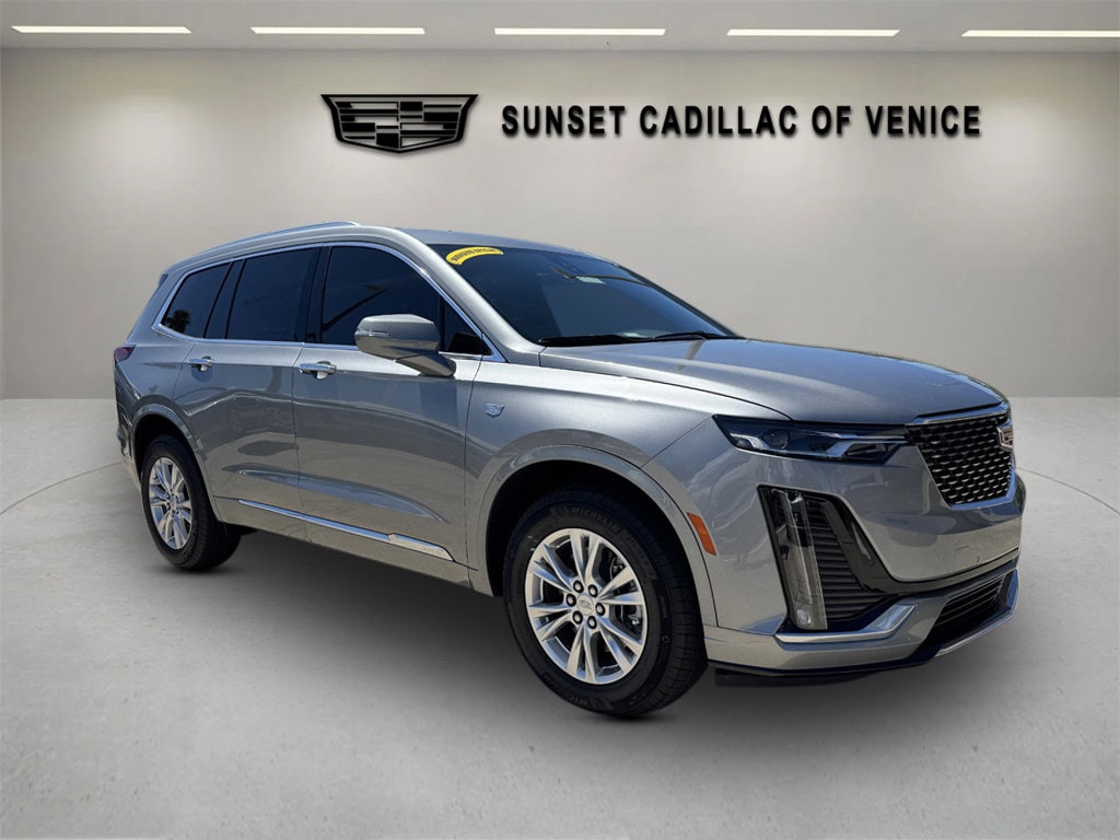 2025 Cadillac XT6 Luxury's photo