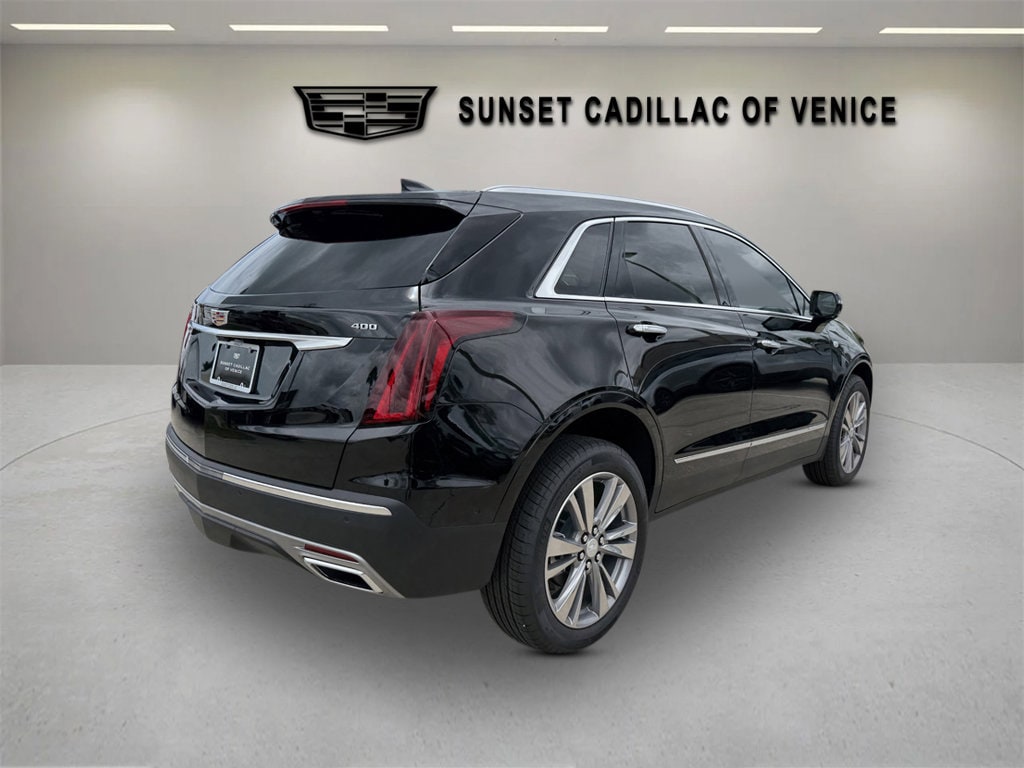 New 2026 CADILLAC XT5 Premium Luxury SUV