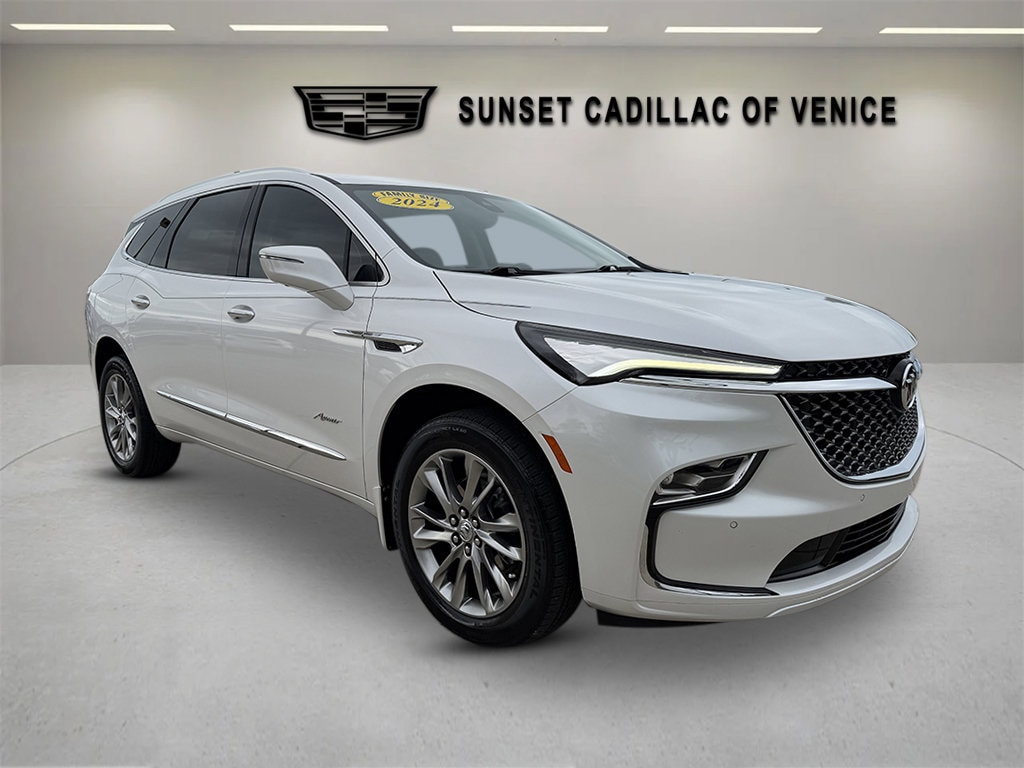2024 Buick Enclave Avenir's photo