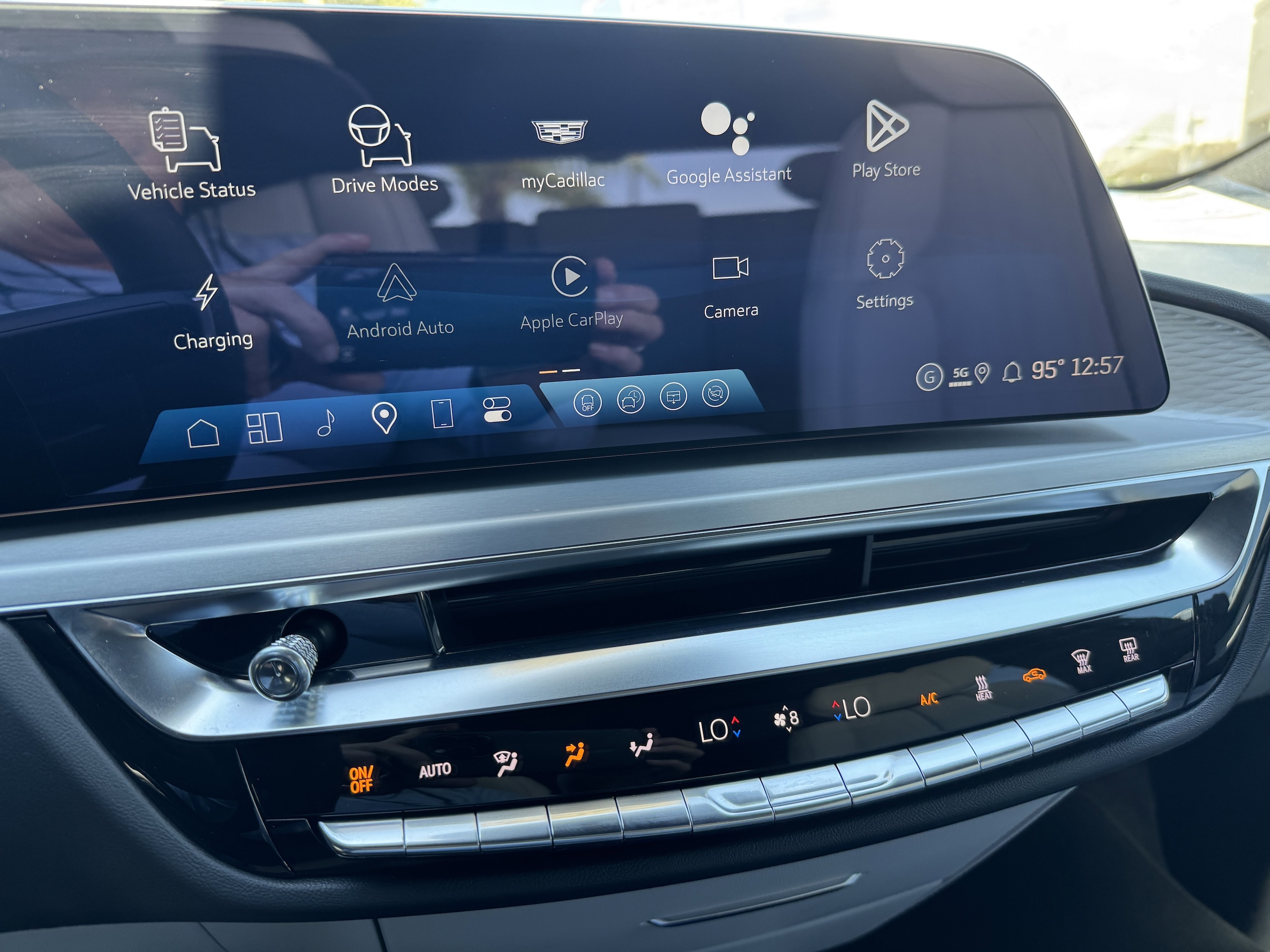 2026 Cadillac LYRIQ Luxury - Photo 22