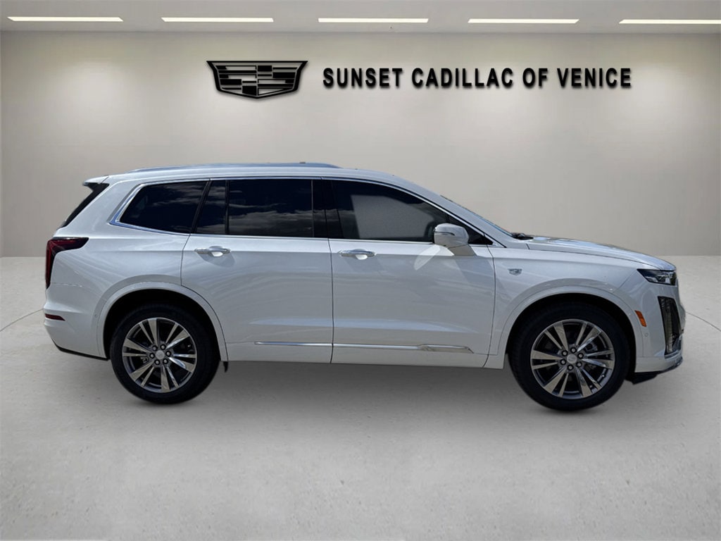 New 2025 CADILLAC XT6 Premium Luxury SUV