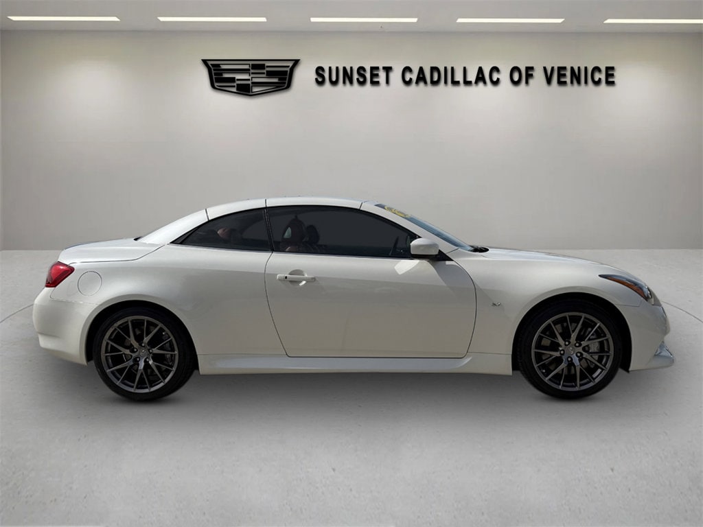 Used 2015 INFINITI Q60 Convertible IPL