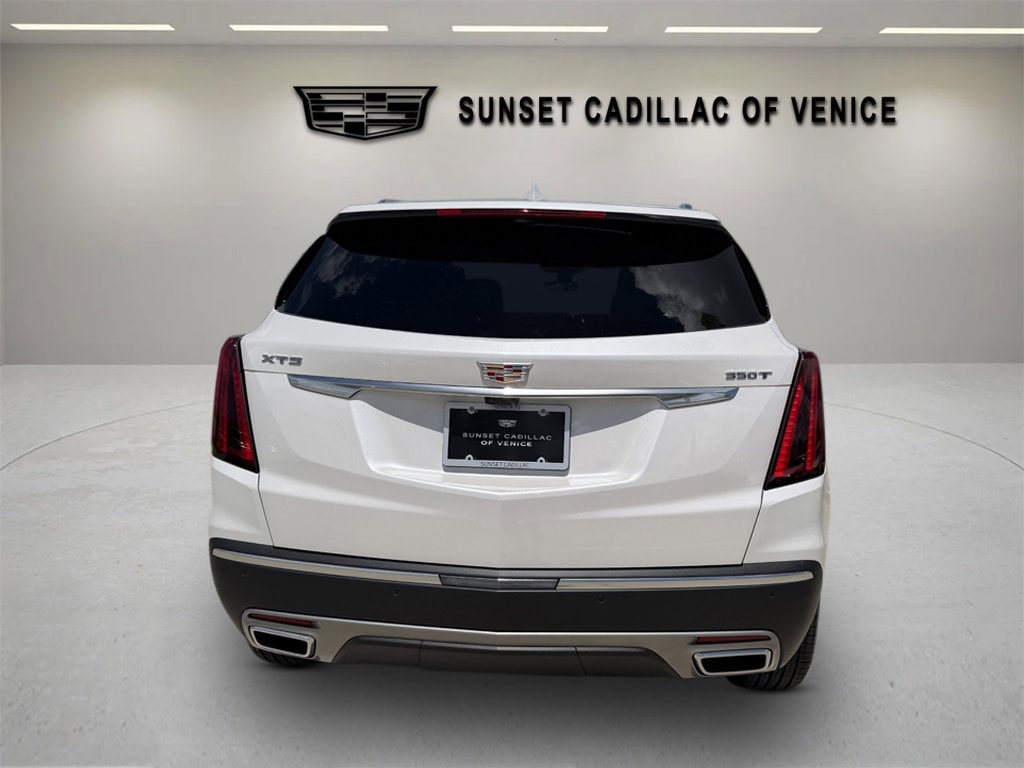 New 2026 CADILLAC XT5 Premium Luxury SUV