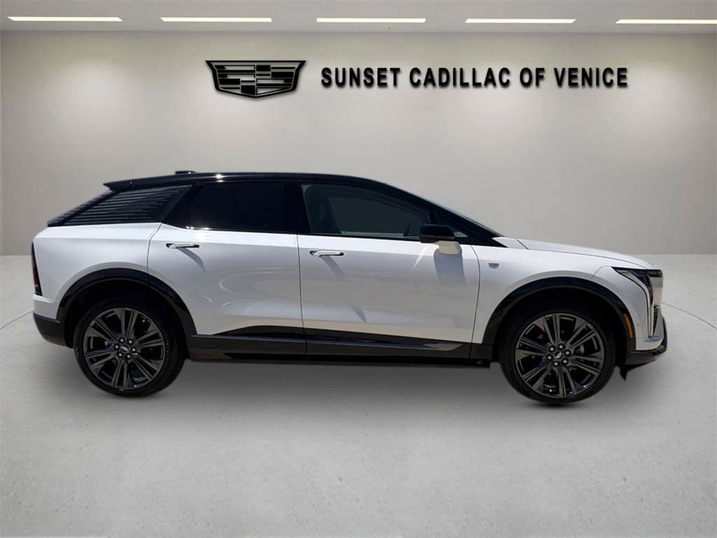 Certified 2025 Cadillac OPTIQ Sport 2 with VIN 3GYK3GMR4SS165444 for sale in Venice, FL