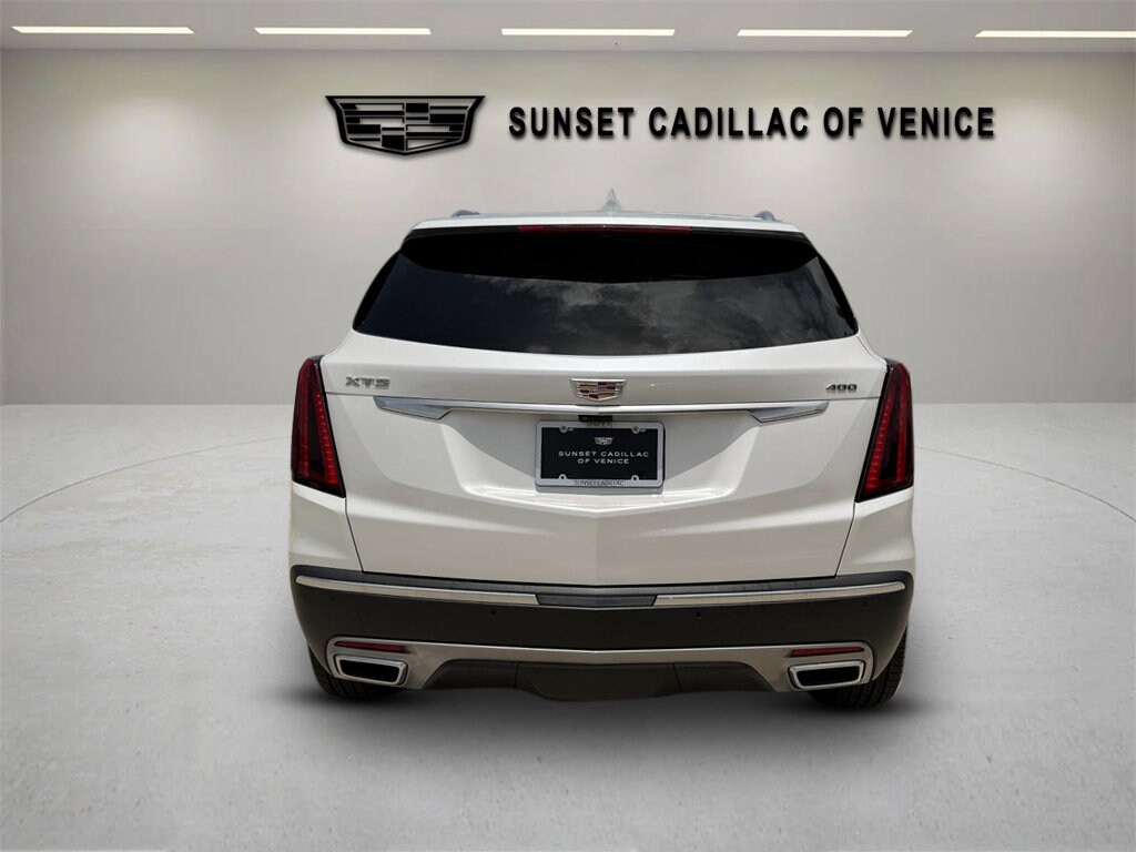 New 2026 CADILLAC XT5 Premium Luxury SUV