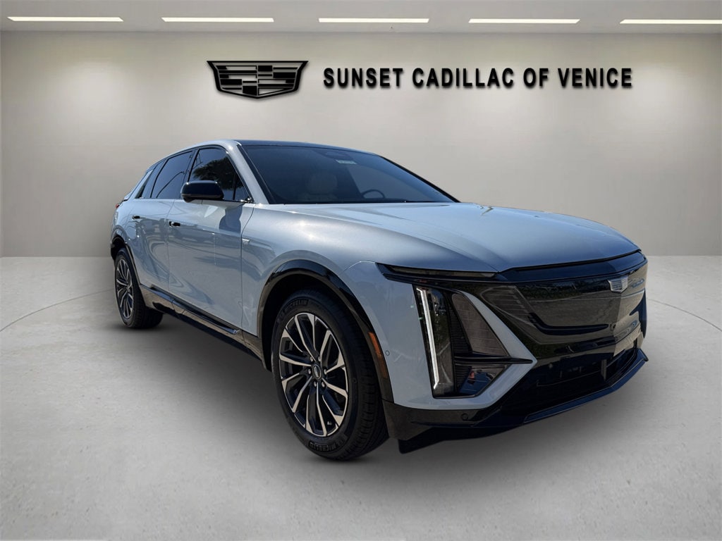 2026 Cadillac LYRIQ Sport's photo