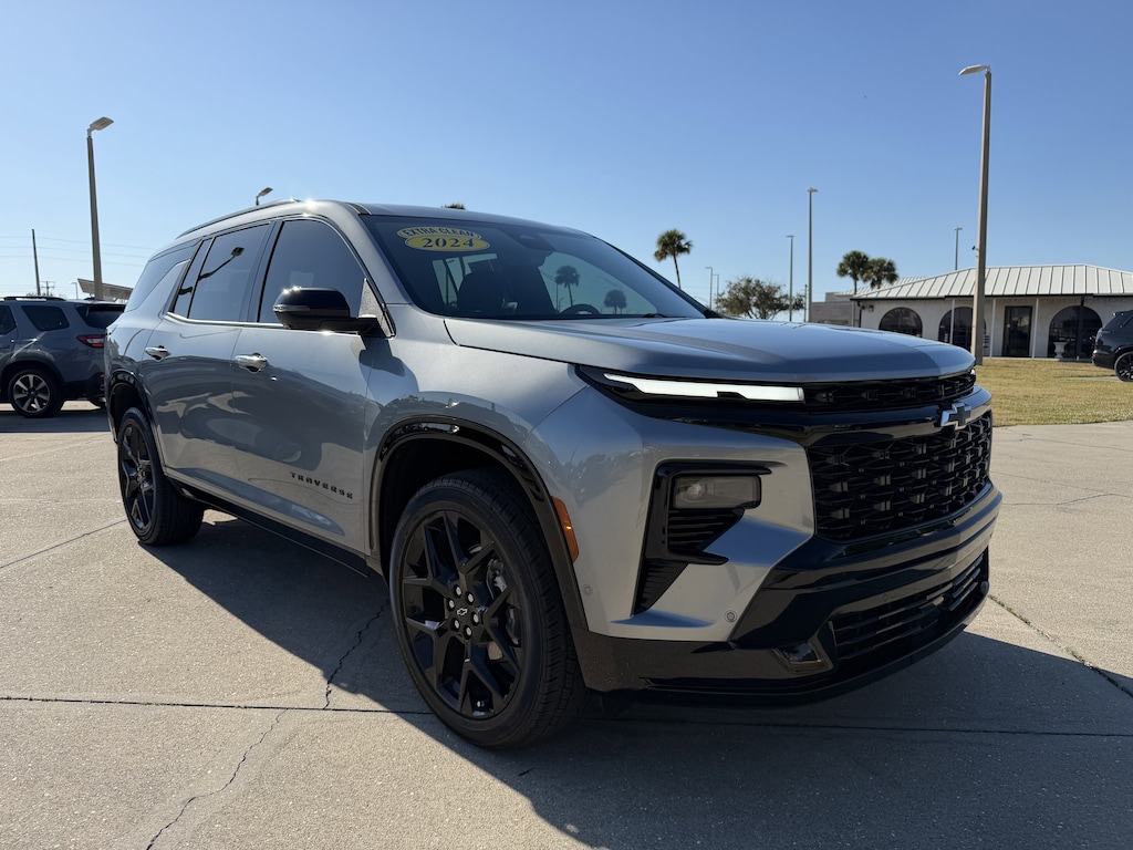 Used 2024 Chevrolet Traverse RS SUV