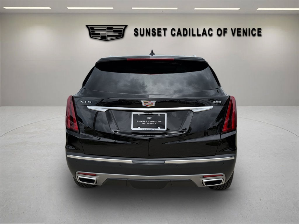 New 2026 CADILLAC XT5 Premium Luxury SUV