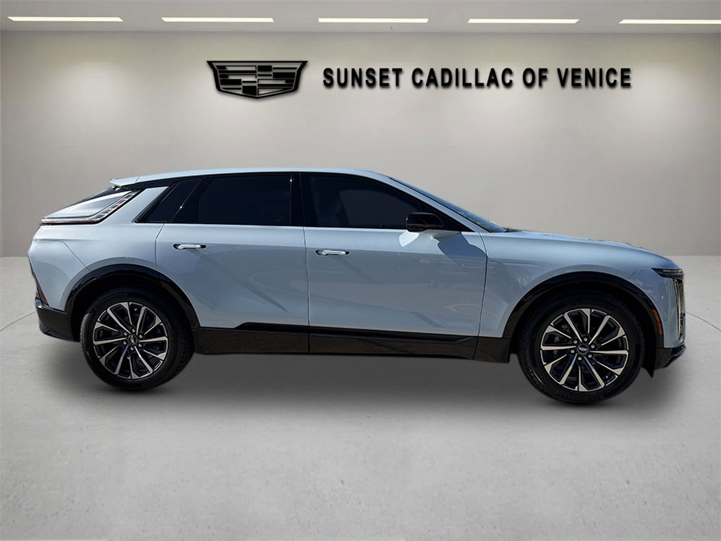 New 2026 CADILLAC LYRIQ Sport SUV