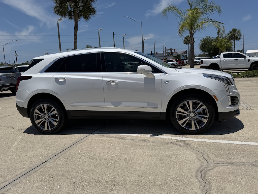 New 2026 CADILLAC XT5 Premium Luxury SUV