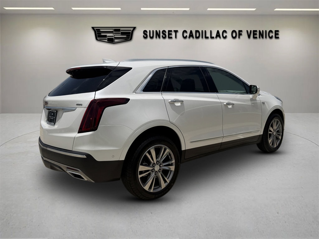 New 2026 CADILLAC XT5 Premium Luxury SUV