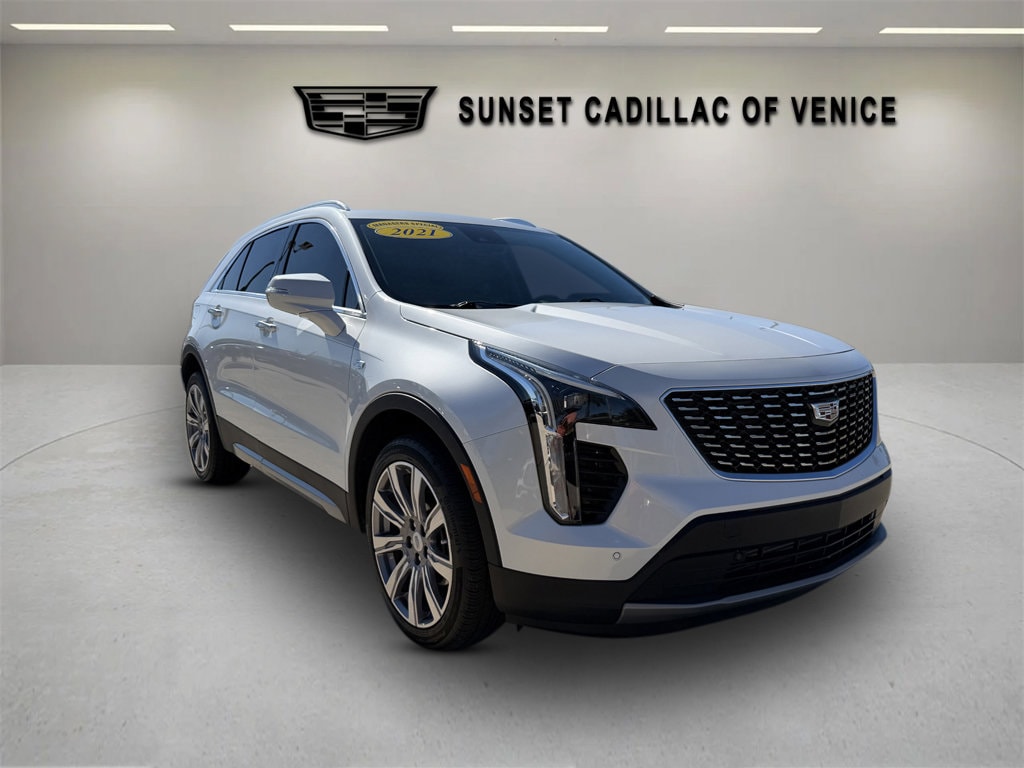 2021 Cadillac XT4 Premium Luxury