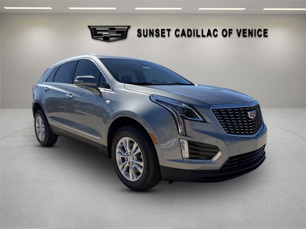 New 2026 CADILLAC XT5 Luxury SUV