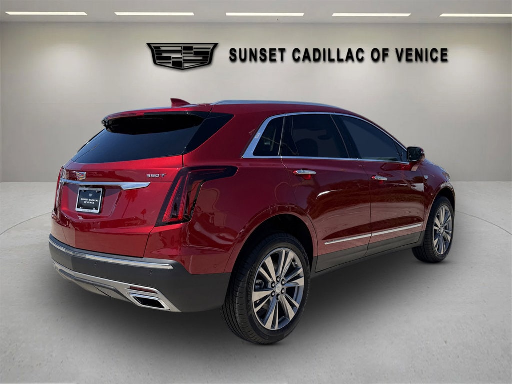 New 2026 CADILLAC XT5 Premium Luxury SUV