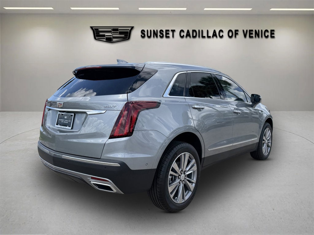 New 2026 CADILLAC XT5 Premium Luxury SUV