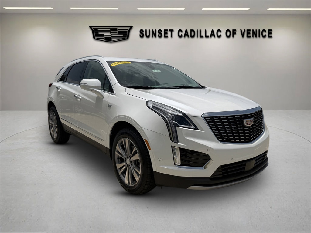 New 2026 CADILLAC XT5 Premium Luxury SUV