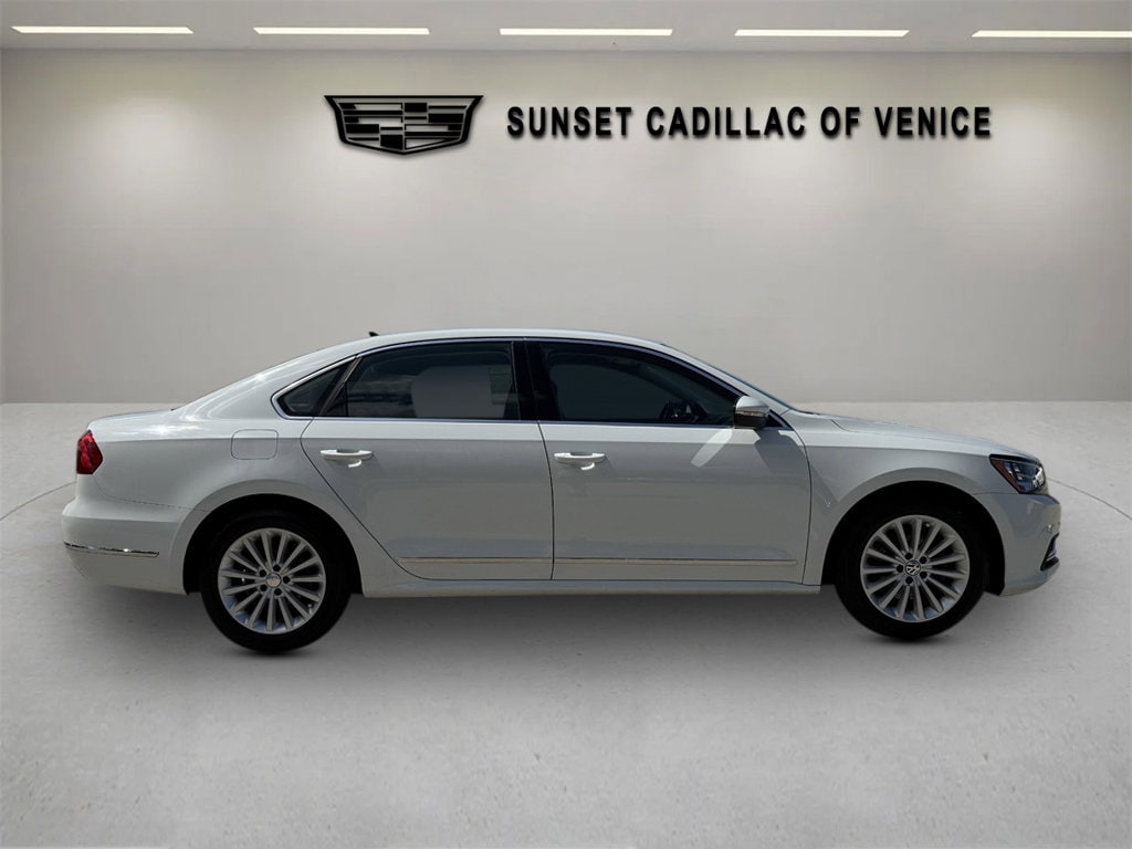 1VWBS7A38GC017493