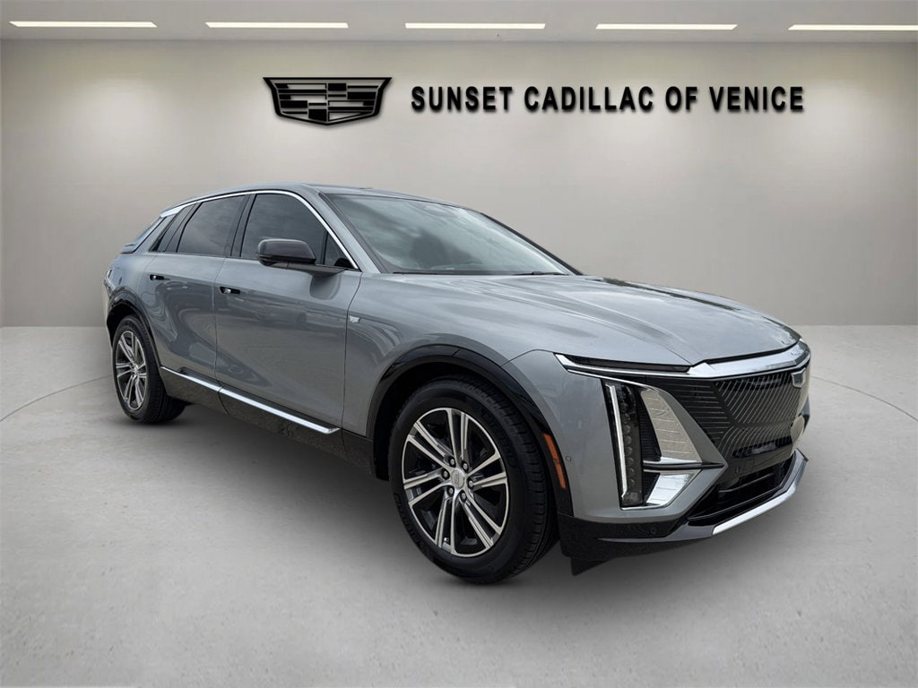 2026 Cadillac LYRIQ Luxury's photo