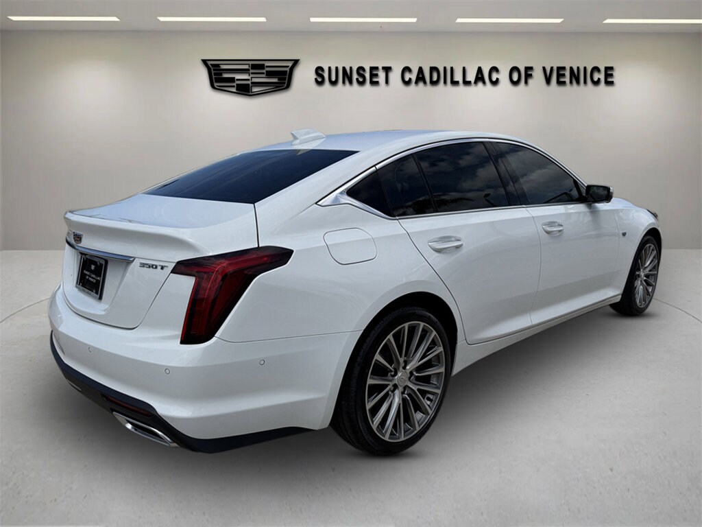 2025 Cadillac CT5 Premium Luxury photo 3