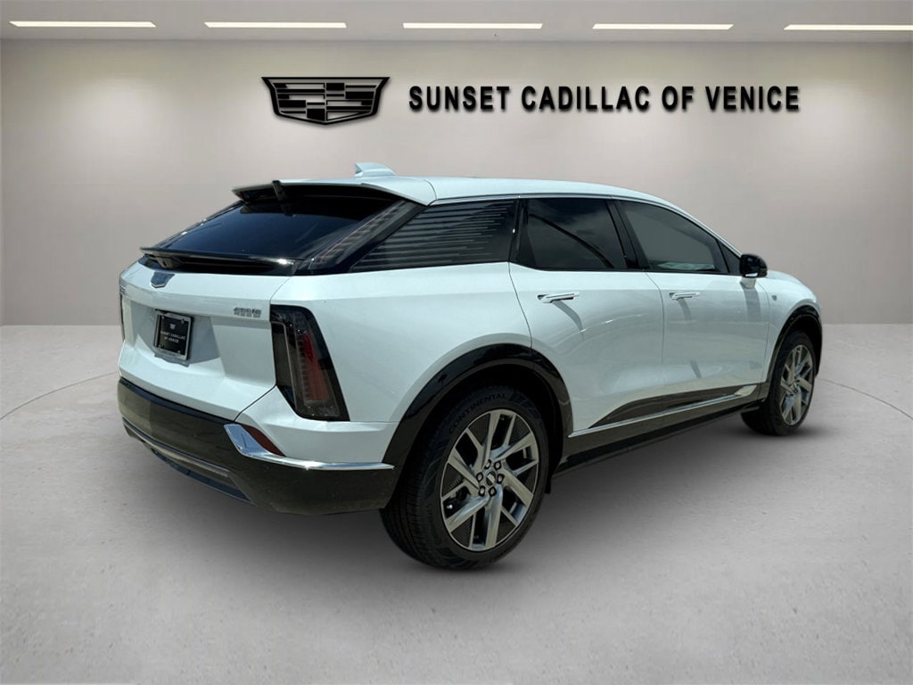 New 2026 CADILLAC OPTIQ Premium Luxury SUV