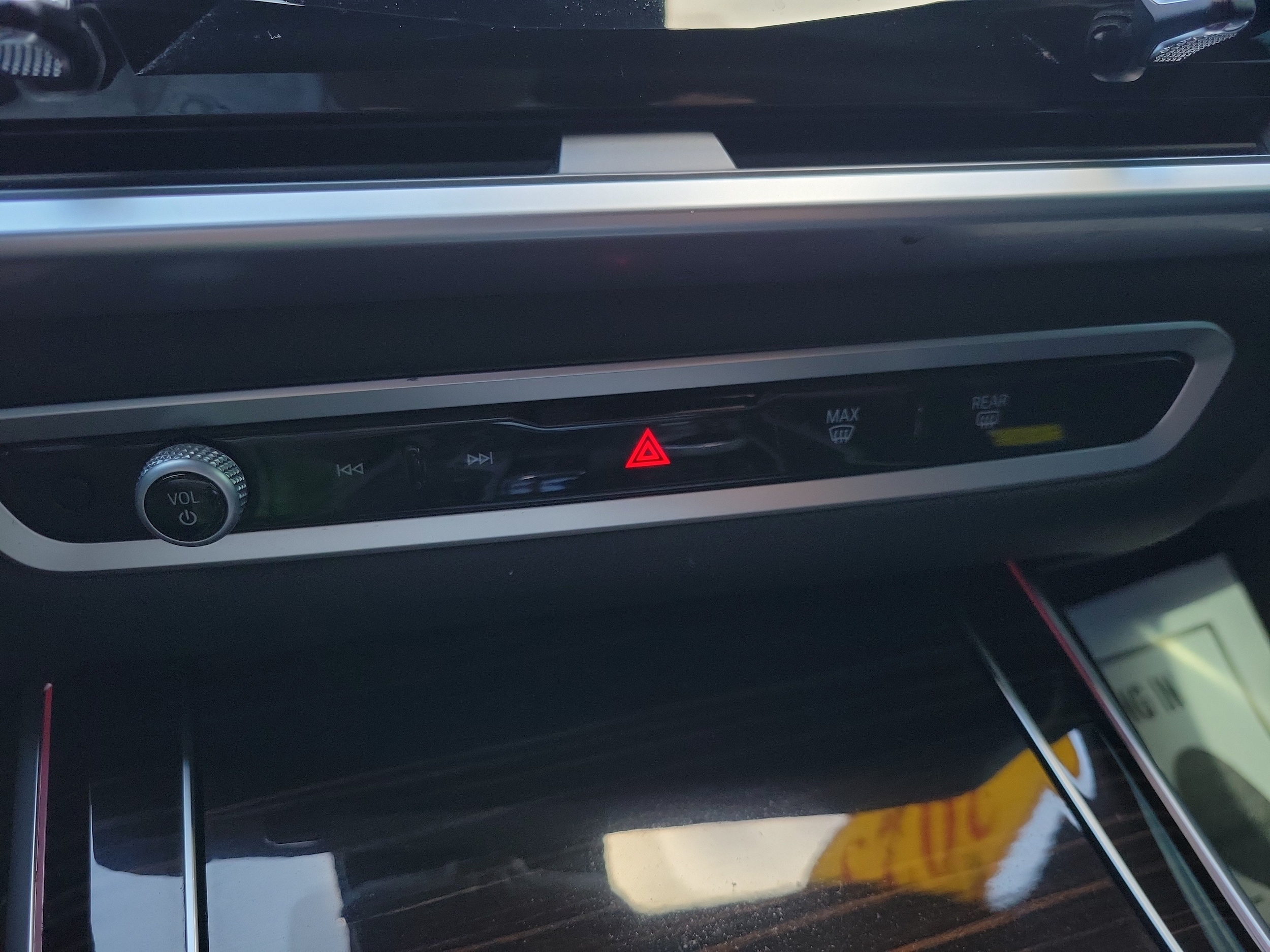 2023 BMW X7 M60i - Photo 25