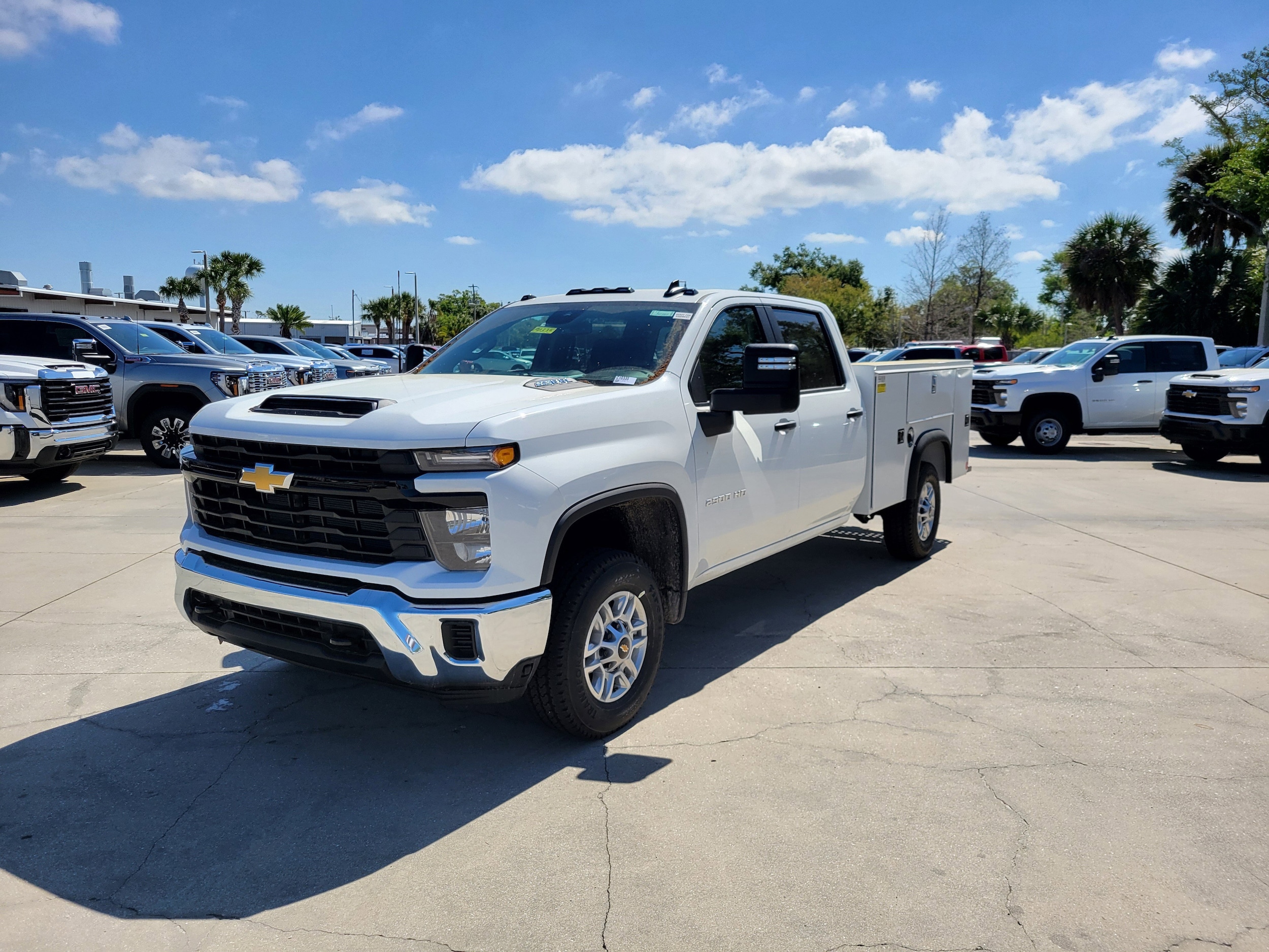 2026 Chevrolet Silverado 3500 HD Work Truck - Photo 8