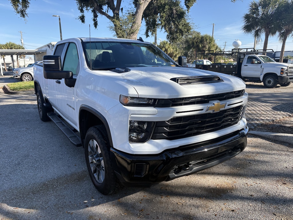 Used 2024 Chevrolet Silverado 2500 HD Custom Truck
