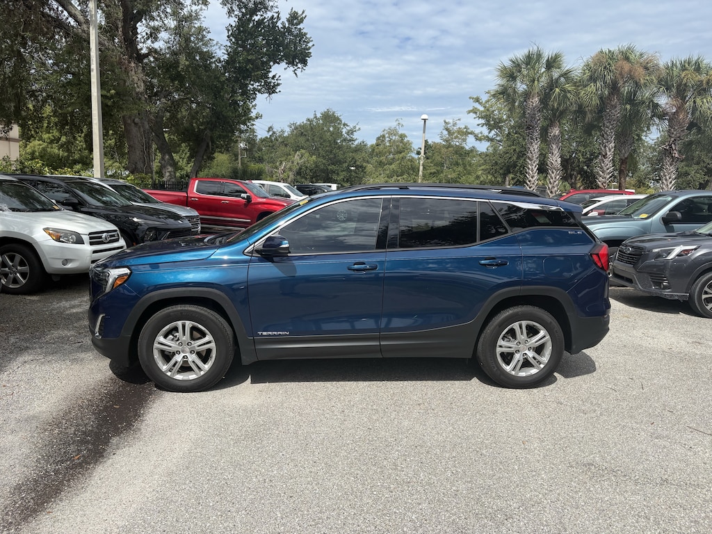 Used 2020 GMC Terrain SLE SUV