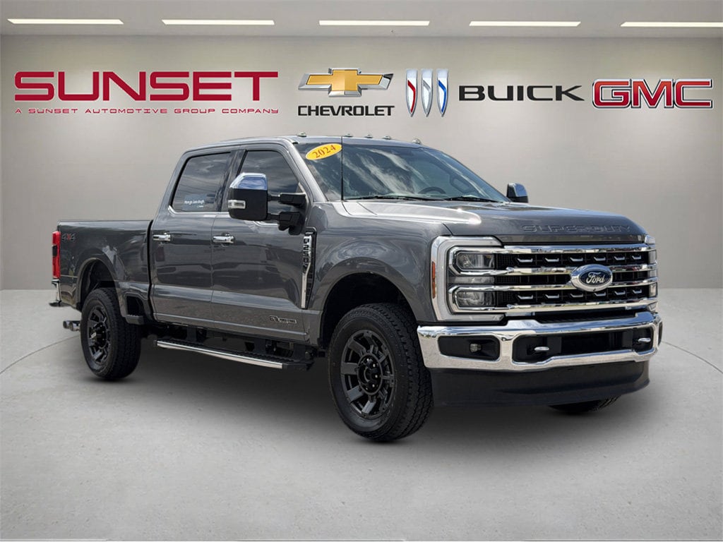Used 2024 Ford F-250 Lariat Truck