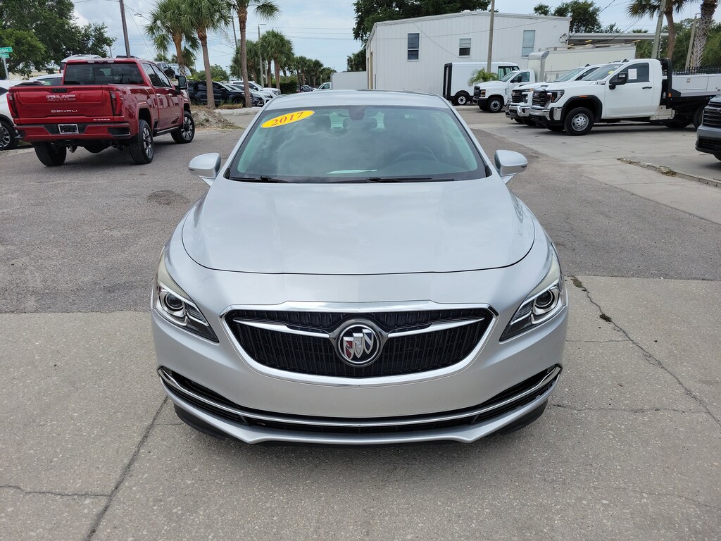 Used 2017 Buick Lacrosse Essence Car