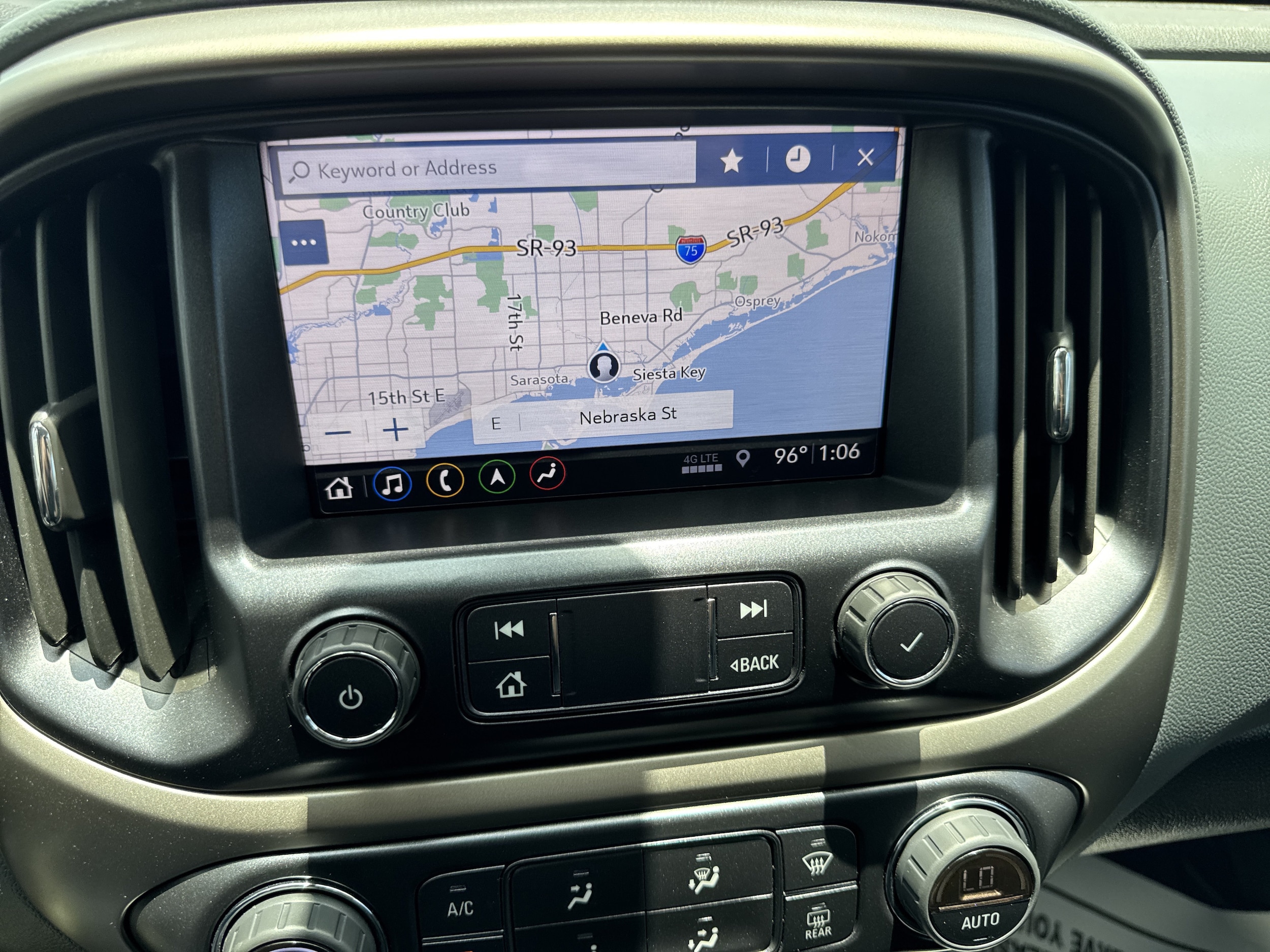 2022 Chevrolet Colorado Z71 - Photo 24