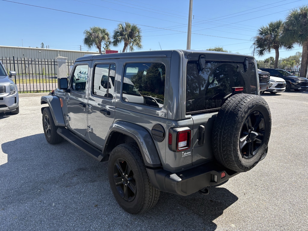 Used 2022 Jeep Wrangler Unlimited Sahara Altitude