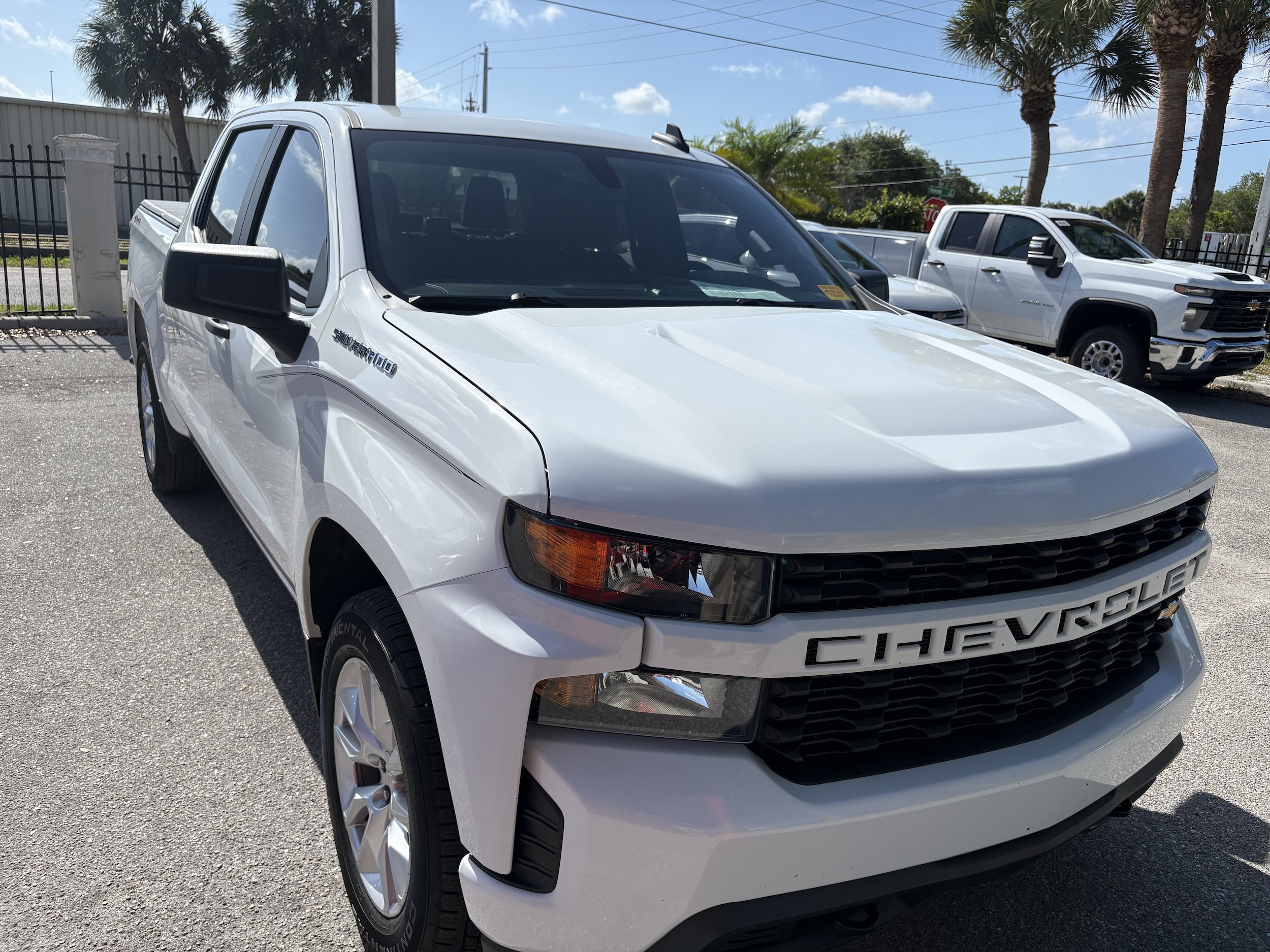2021 Chevrolet Silverado 1500 Custom 4X4 Crew Cab Short Box's photo