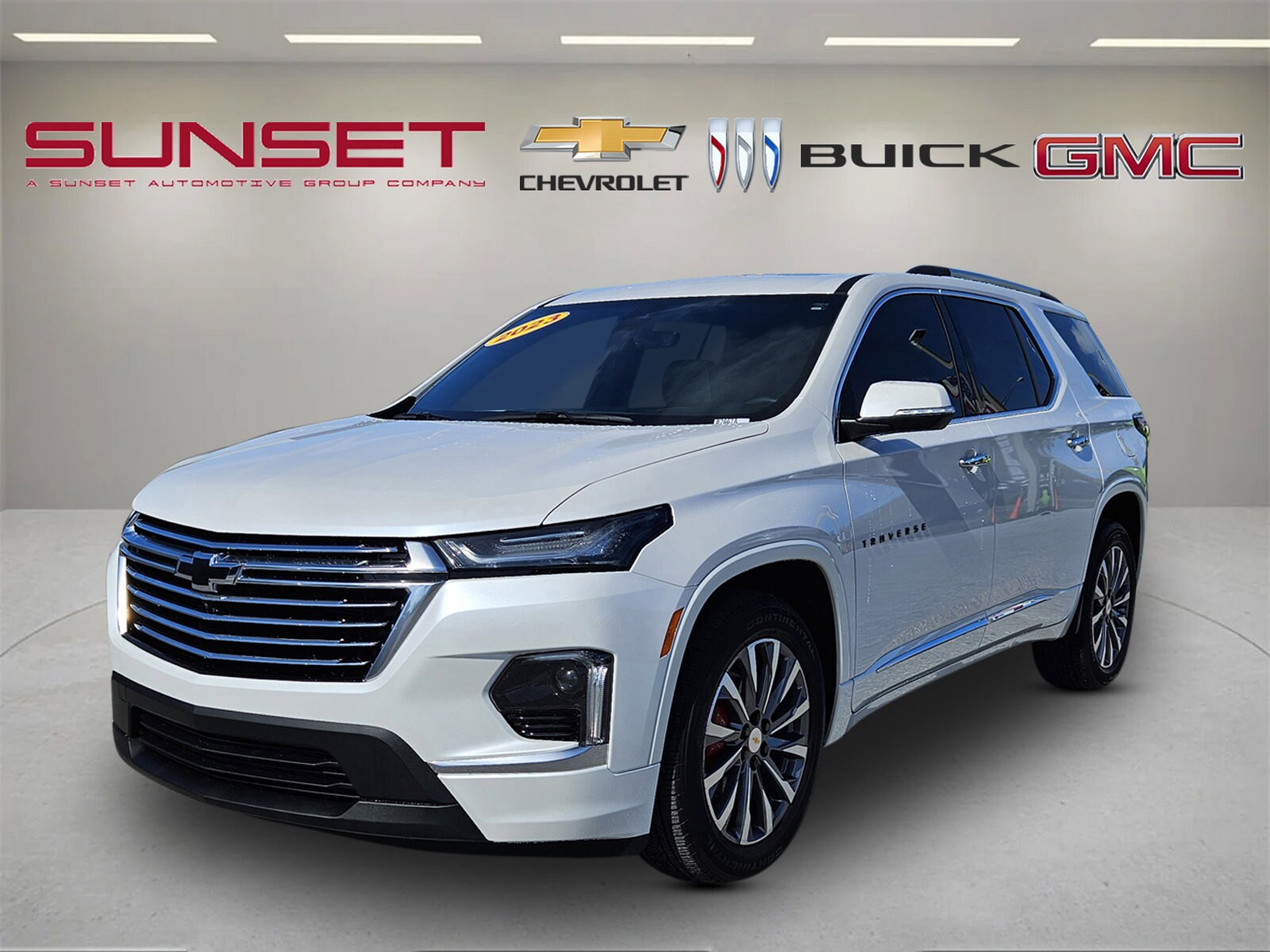 2023 Chevrolet Traverse Premier photo 3