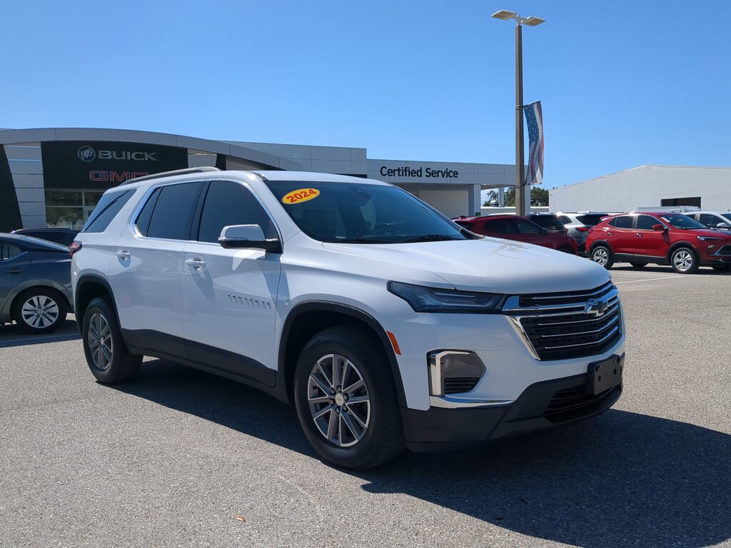 Used 2024 Chevrolet Traverse Limited LT Cloth SUV