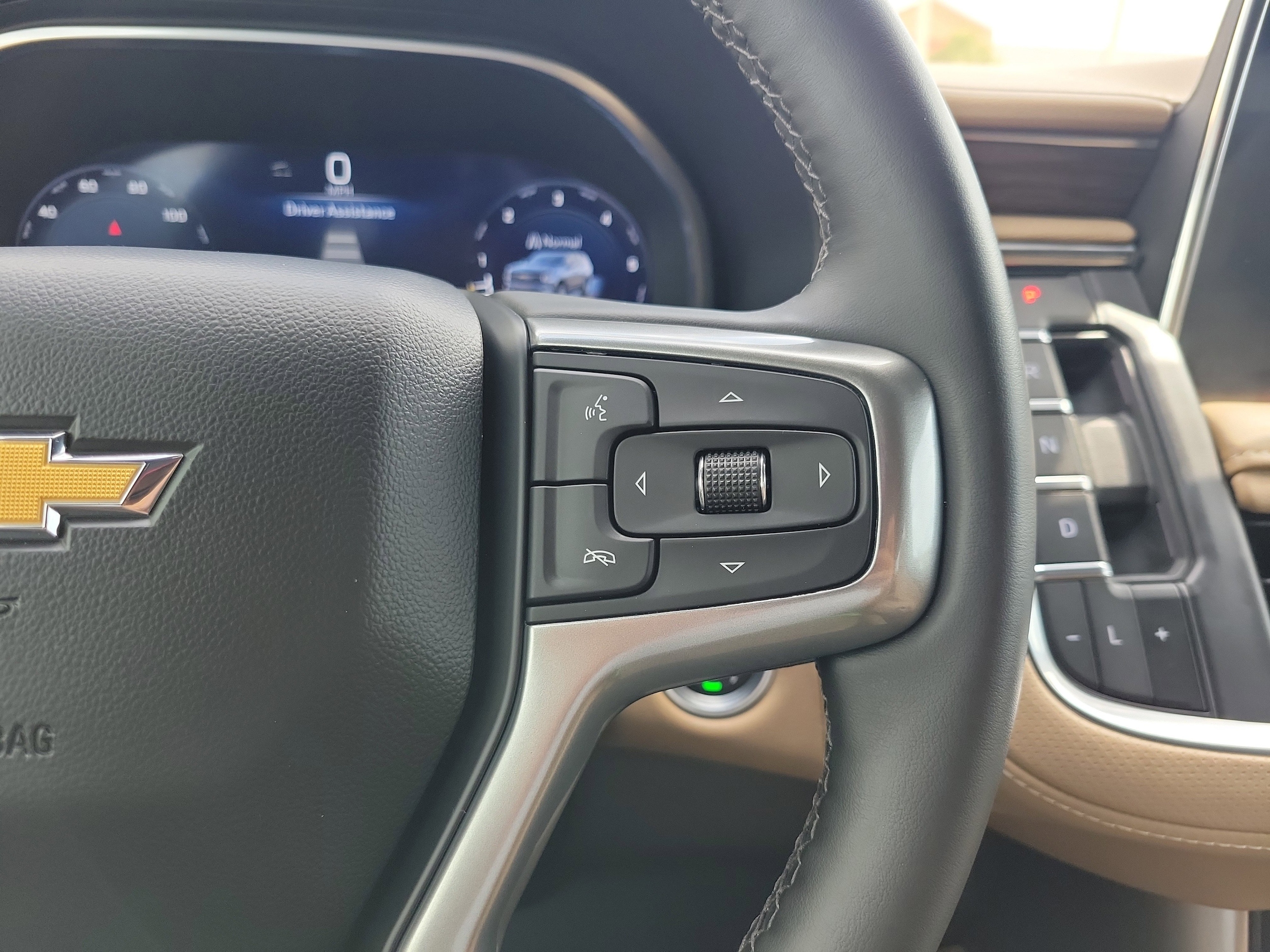 2024 Chevrolet Suburban Premier - Photo 28