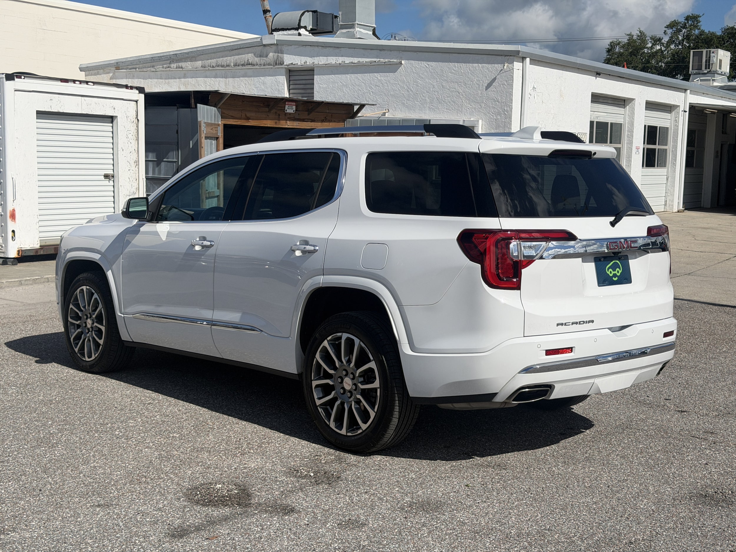 2023 GMC Acadia Denali - Photo 5