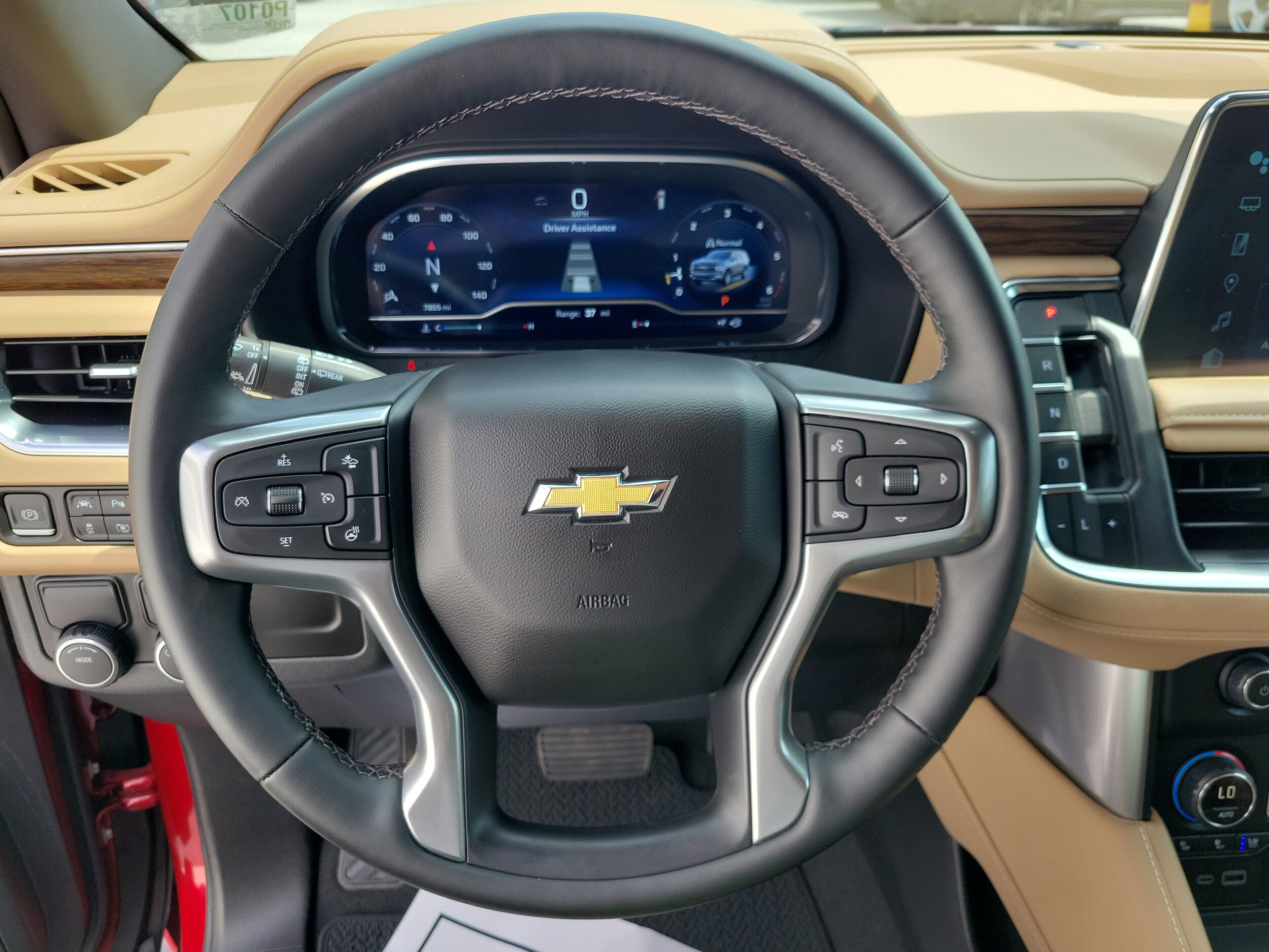 2024 Chevrolet Suburban Premier - Photo 29