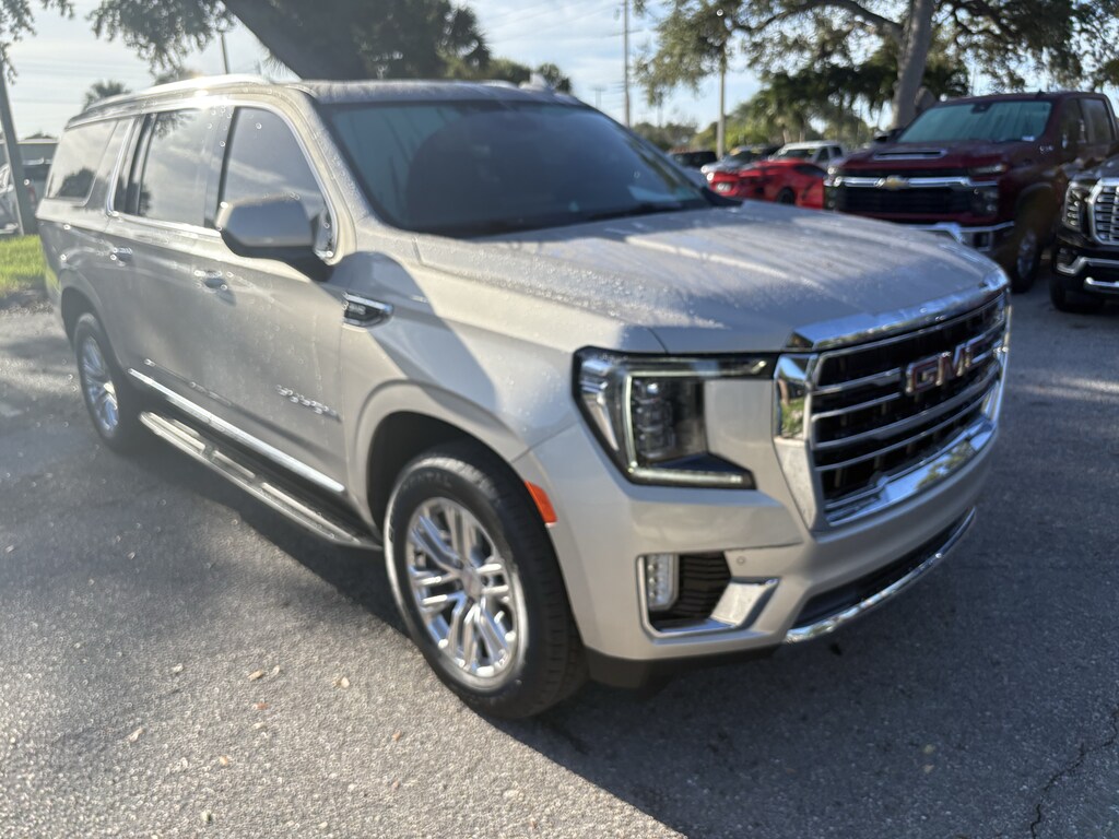 Used 2023 GMC Yukon XL SLT SUV