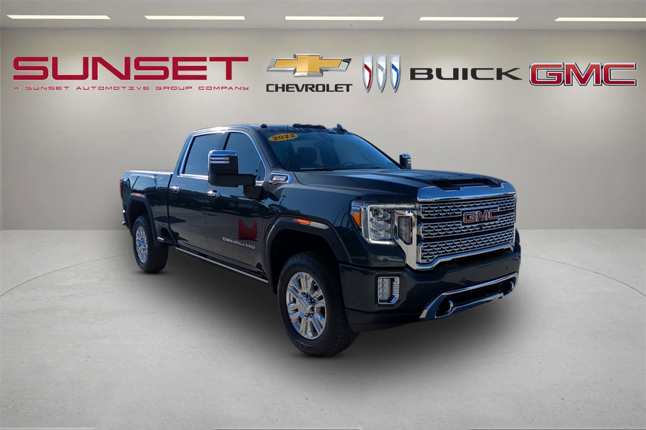 2022 GMC Sierra Denali's photo