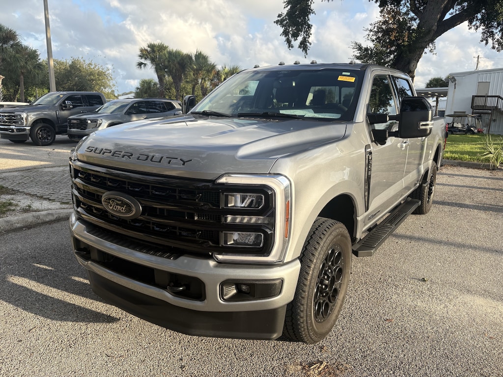 Used 2024 Ford F-350 Lariat Truck
