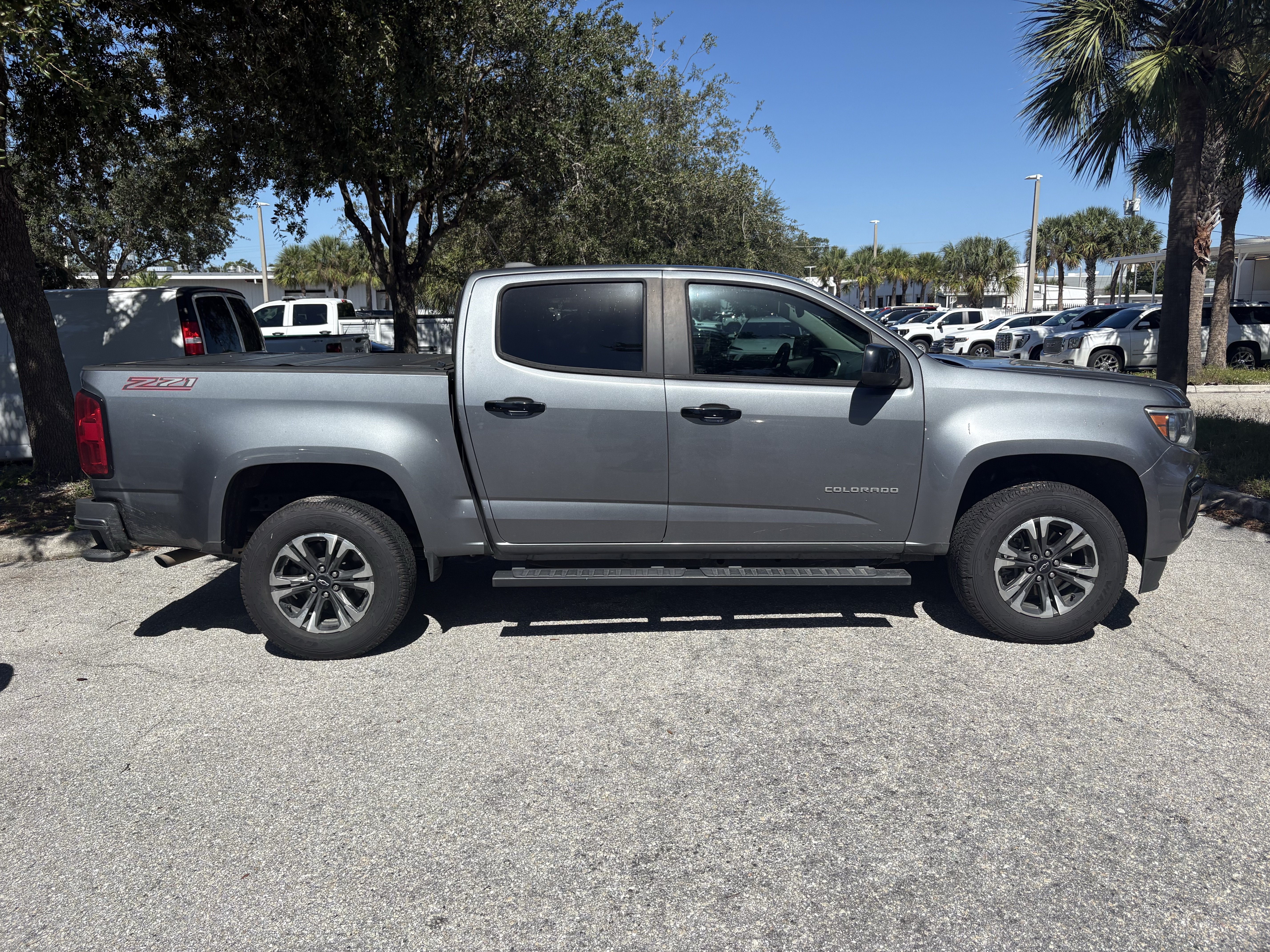 2022 Chevrolet Colorado Z71 - Photo 8