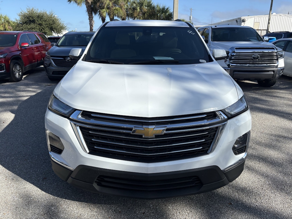 Used 2023 Chevrolet Traverse LT Cloth SUV