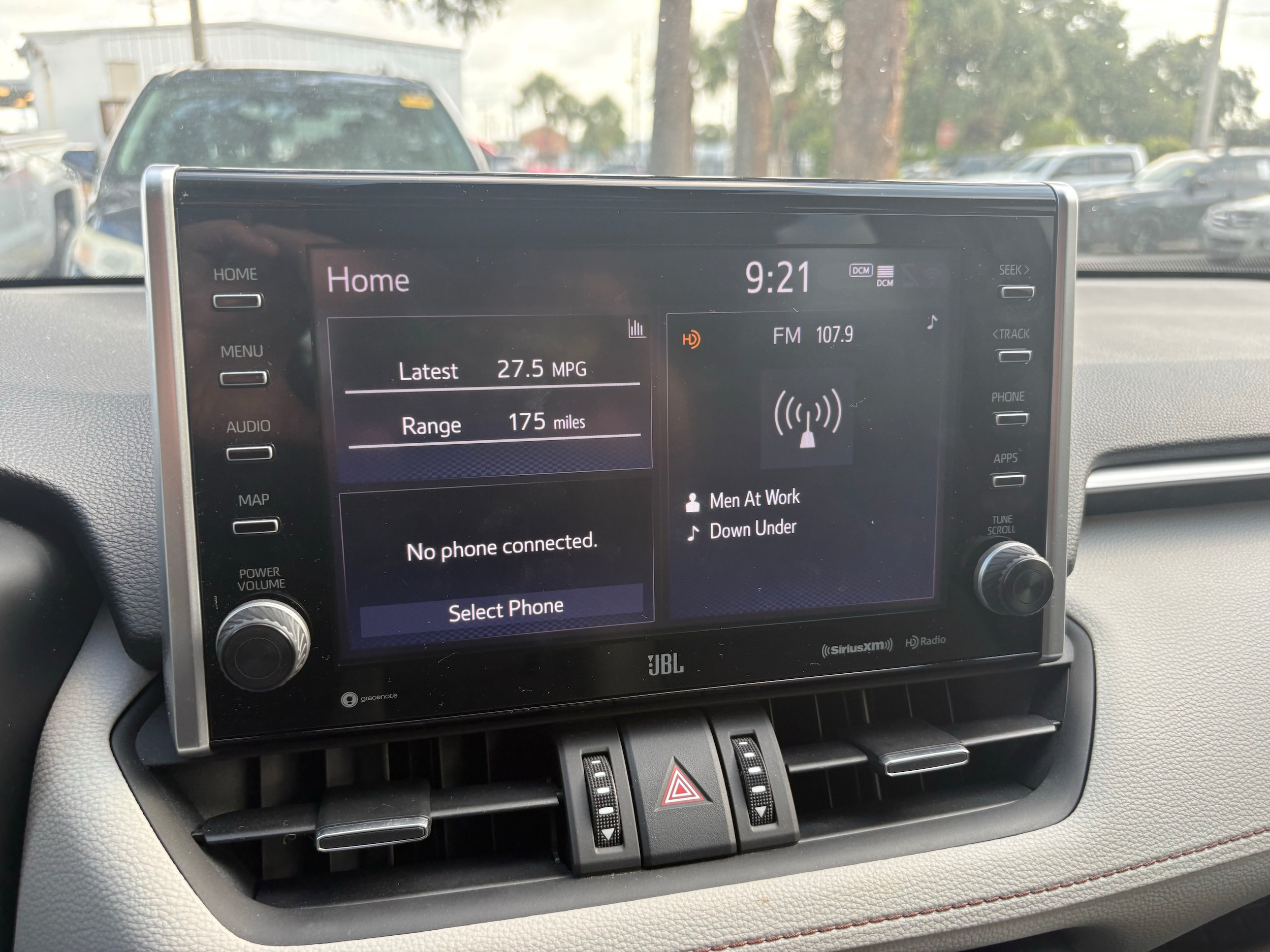 2022 Toyota RAV4 Limited - Photo 12