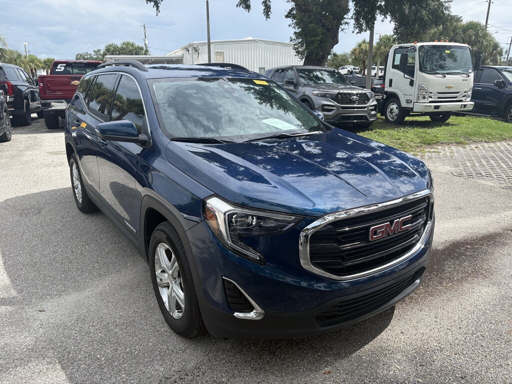 Used 2020 GMC Terrain SLE SUV