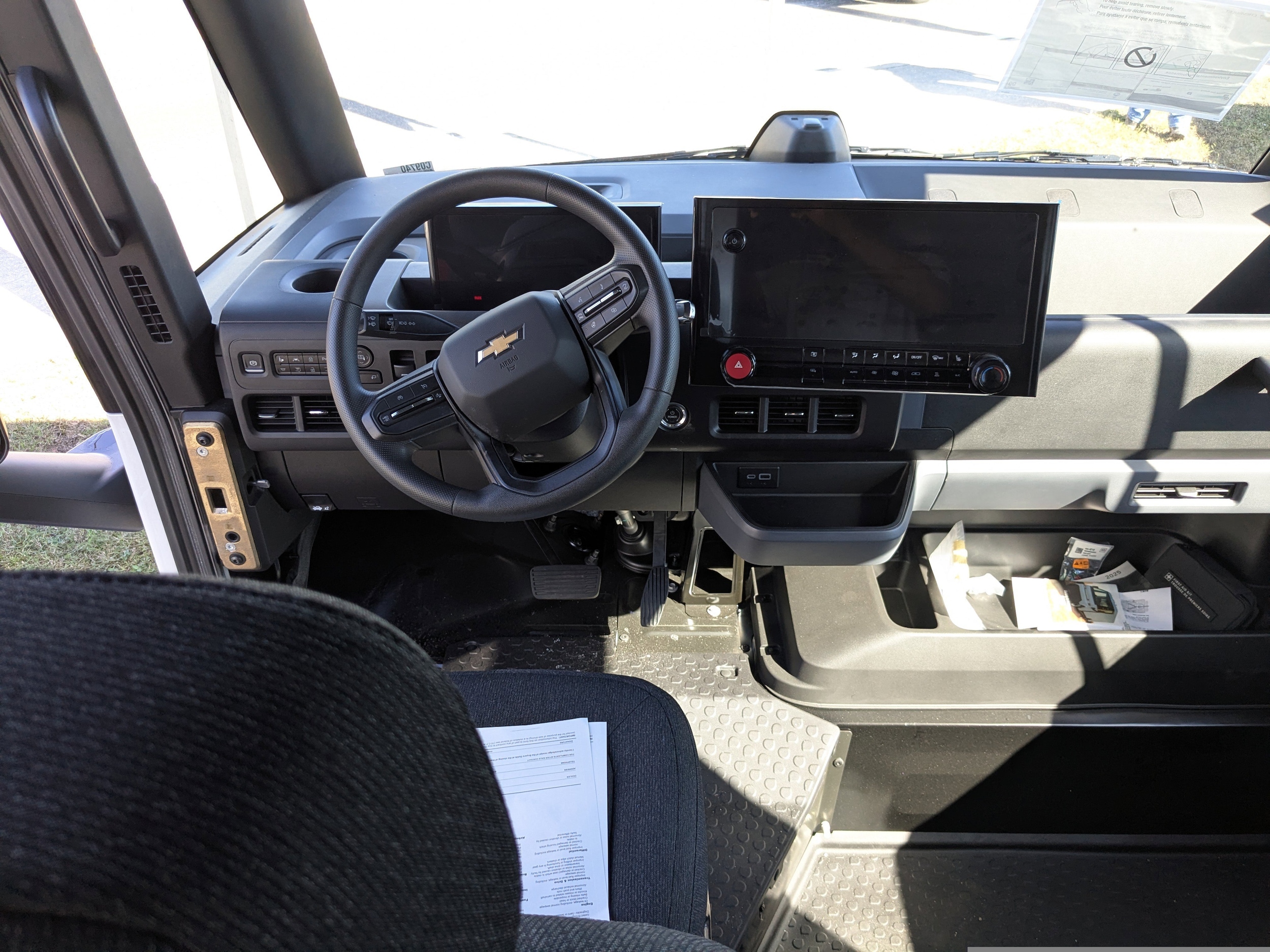 2025 Chevrolet BrightDrop Base - Photo 17