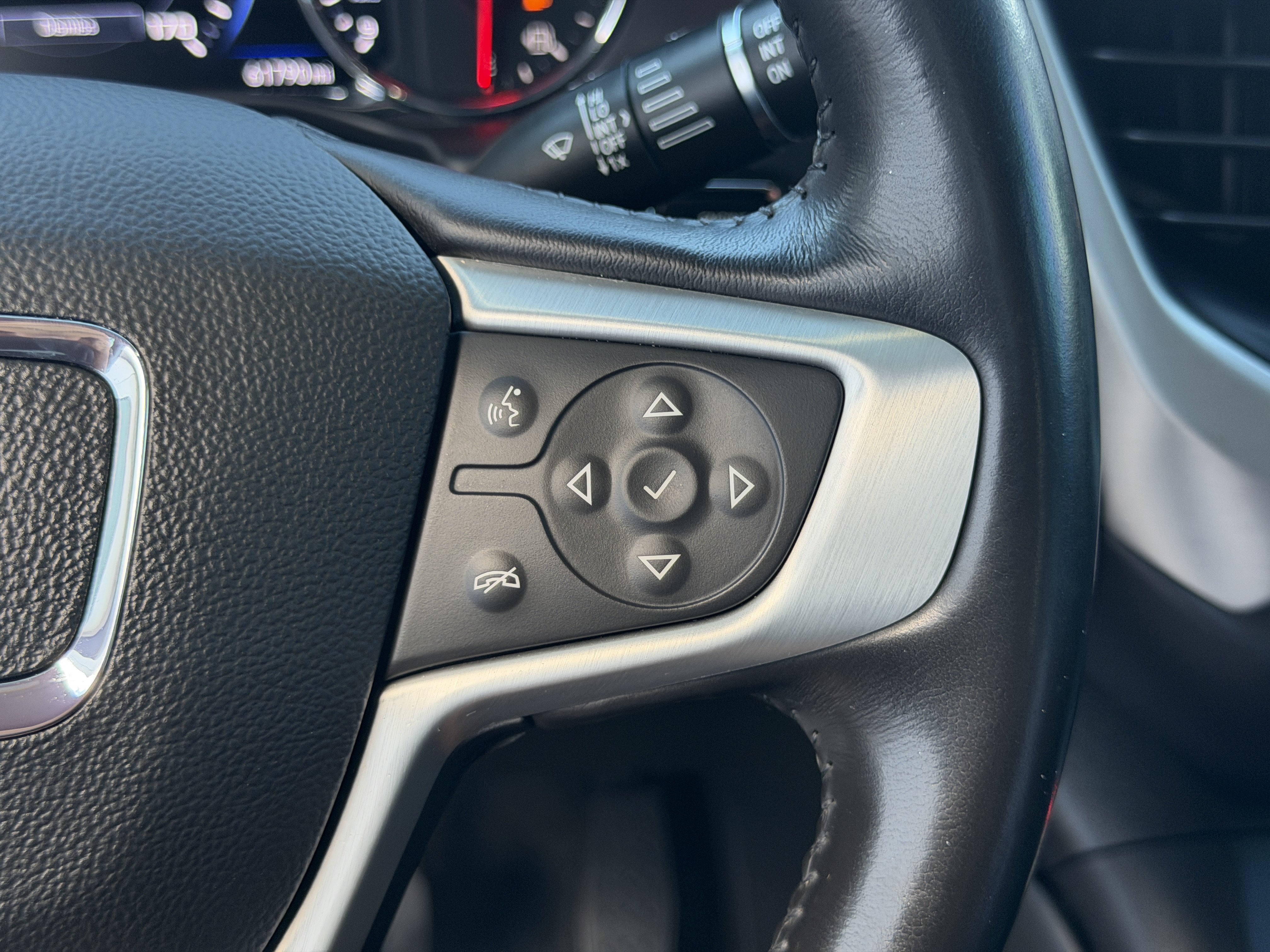 2022 GMC Acadia SLT - Photo 30