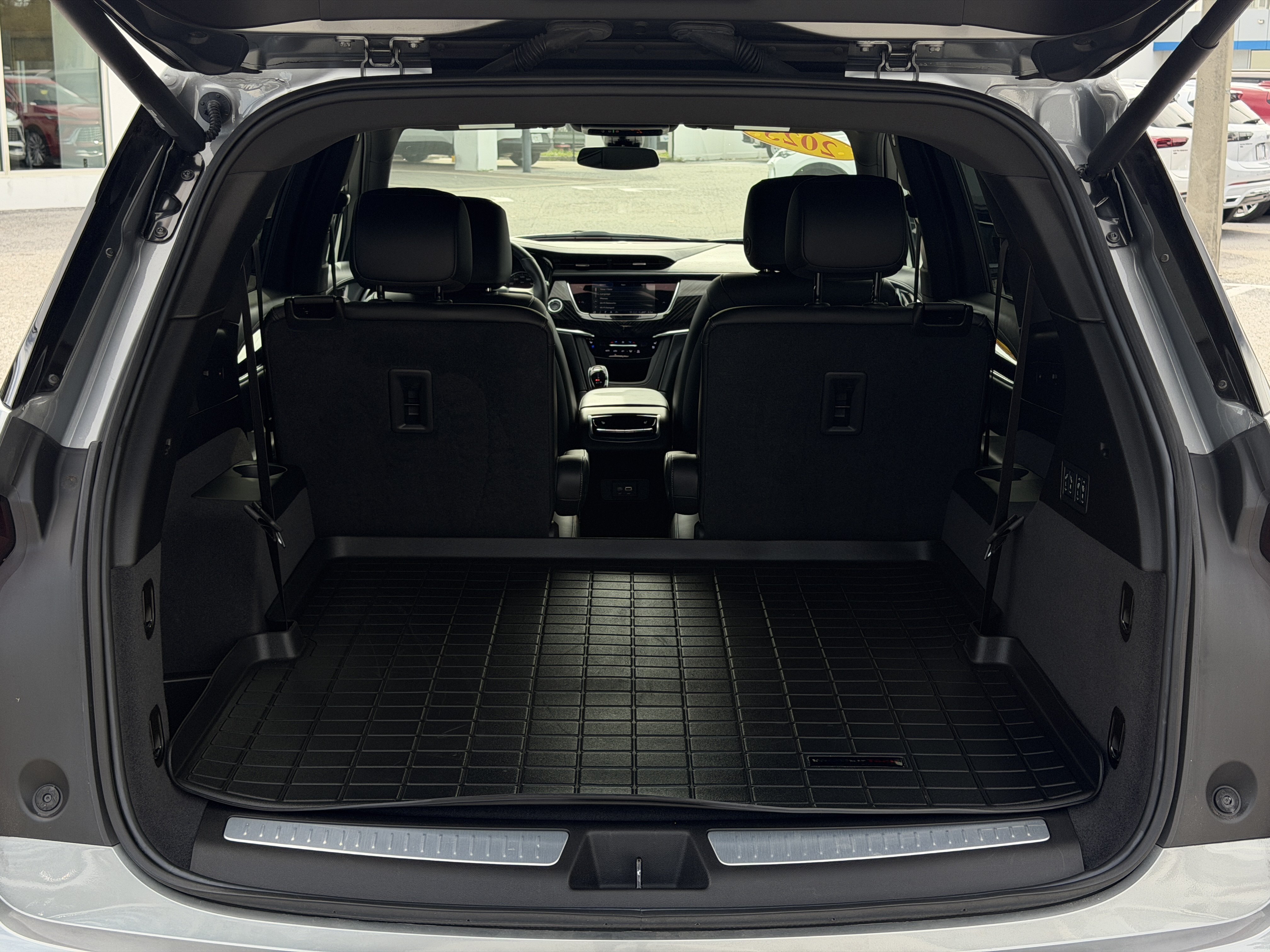 2025 Cadillac XT6 Premium Luxury - Photo 11