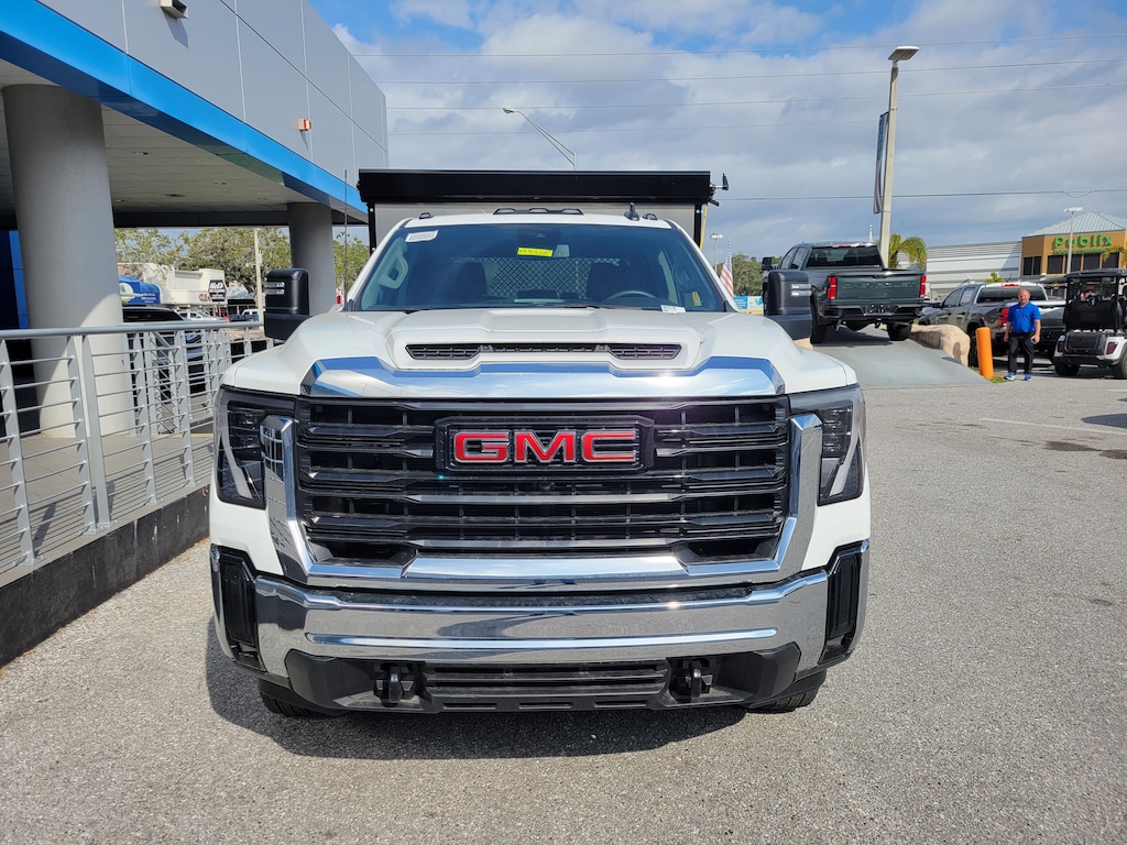 New 2025 GMC Sierra 3500 HD Chassis Cab Pro Truck